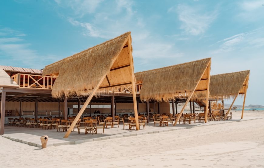 Eden Island Full-Day Snorkeling Trip