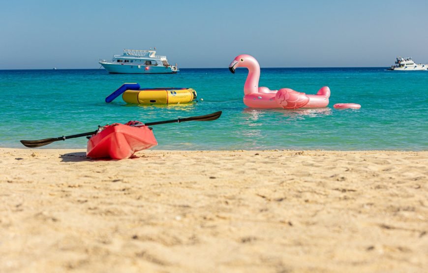 Eden Island Full-Day Snorkeling Trip