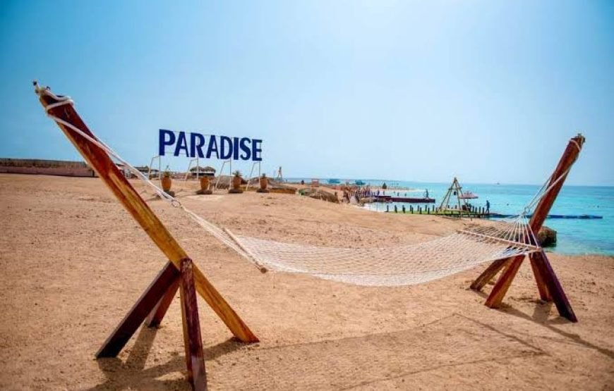 Paradise Island Full-Day Snorkeling Trip