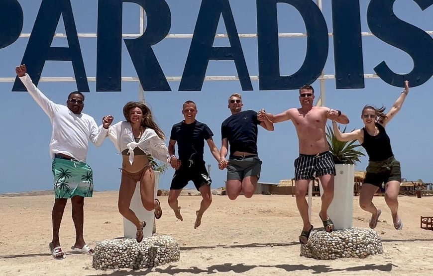 Paradise Island Full-Day Snorkeling Trip