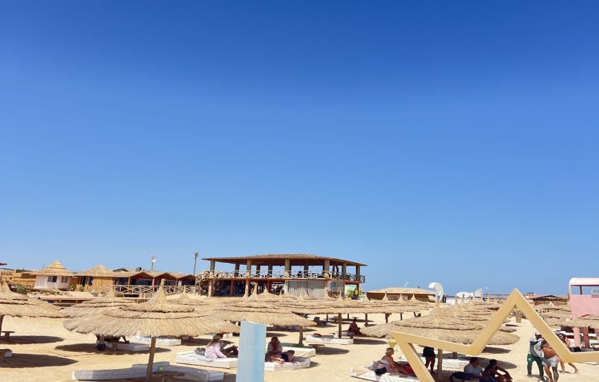 Paradise Island Full-Day Snorkeling Trip